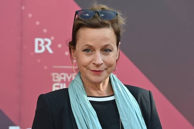 Jule RONSTEDT actress, single image, cropped single image, portrait, portrait red carpet, red carpet, Bavarian Film Award 2023 on 16 06 2023 in the Prinzregententheater in Munich