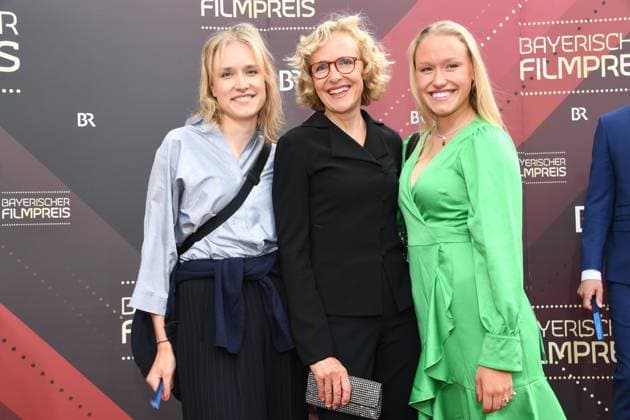 Juliane Koehler with her daughters Fanny and Jette Bavarian Film Award 22 Honor, Award, Prize Prinzregenten Theater Munich 16 June 2023
