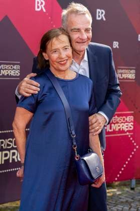 Heinrich Schafmeister with wife Jutta Schafmeister at the award ceremony of the 44 Bavarian Film Award 2022 at the Prinzregententheater in Munich, 16 06 2023 Foto:xN.xKolinzx xFuturexImage