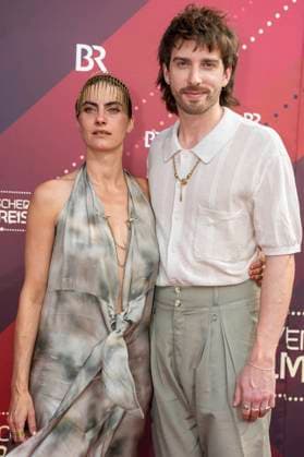 Samia Chancrin and James Newton at the 44 Bavarian Film Awards 2022 ceremony at the Prinzregententheater in Munich, Germany, 16 06 2023 Foto:xN.xKolinzx xFuturexImage