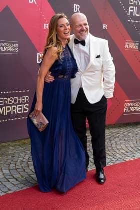 Nele Kiper with guest at the award ceremony of the 44 Bavarian Film Award 2022 in the Prinzregententheater Munich, 16 06 2023 Foto:xN.xKolinzx xFuturexImage