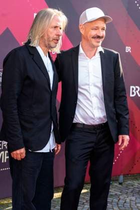 Karsten Dahlem with guest at the award ceremony of the 44 Bavarian Film Award 2022 in the Prinzregententheater Munich, 16 06 2023 Foto:xN.xKolinzx xFuturexImage