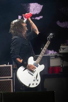 June 18, 2023, Manchester, Tennessee, United States: Dave Grohl and Foo Fighters perform during Day 4 of the 2023 Bonnaroo Music & Arts Festival on June 18, 2023 in Manchester, Tennessee. Manchester United States - ZUMAs181 20230618_zea_s181_138 Copyright: xDarrenxEaglesx