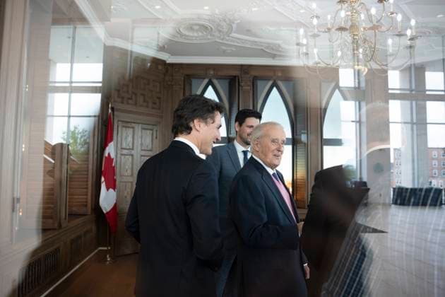 June 19, 2023, Antigonish, NS, Canada: Prime Minister Justin Trudeau, left, Sean Fraser, centre, minister of Immigration, Refugees and Citizenship, and former prime minister Brian Mulroney are seen through glass, while touring a replica of Mr. Mulroney s former parliamentary office in Mulroney Hall at St. Francis Xavier University in Antigonish, N.S. on Monday, June 19, 2023. Antigonish Canada - ZUMAc35_ 20230619_zaf_c35_074 Copyright: xDarrenxCalabresex