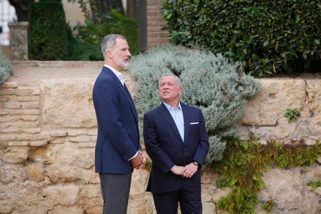 Bilder des Jahres 2023, Entertainment June 06 Entertainment Themen der Woche KW25 Entertainment Bilder des Tages King Felipe VI And King Abdullah Ii Before The Welcome Dinner - Cordoba King Felipe VI (l) and Jordan s King Abdullah II bin Al Hussein (r), before the welcome dinner held at the Alcazar de los Reyes Cristianos, on the occasion of the celebration of the Agaba Process, June 19, 2023 in Cordoba (Andalusia, Spain). The sovereigns of the Hashemite kingdom, on their working visit to Spain, attend a welcome dinner in Cordoba, Andalusia, on the occasion of the celebration of the meeting of the Aqaba Process. The Aqaba Process, an initiative of the King of Jordan, is a series of international meetings aimed at strengthening military and security cooperation, coordination and exchange of experience between regional and international partners to comb  Copyright: xEuropaxPress ABACAx 857550_001 EuropaxPress ABACAx 857550_001