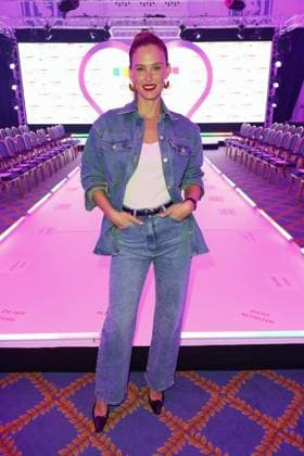 ERNSTINGS FASHION SHOW HW23 19 06 2023 Bar Refaeli, Ernstings Family Fashion Show HW23 at Hotel Atlantic, Hamburg, 19 06 2023 Copyright: xEventpressxMPx