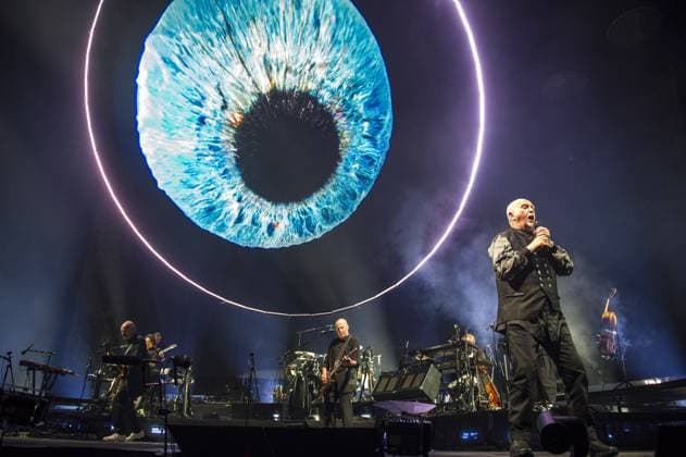 Peter Gabriel performs live on stage at the O2 Arena as part of his i o The Tour. In his live band were Tony Levin (bass), Richard Evans (guitar, flute), Manu KatchÃ (drums), and David Rhodes (guitar), Ayanna Witter-Johnson (cello, piano, vocals), Marina Moore (violin, viola, vocals), Don McLean (keyboards), and Josh Shpak (trumpet, french horn, keys, vocals). Featuring: Peter Gabriel, Tony Levin, David Rhodes, Manu KatchÃ Where: London, United Kingdom When: 19 Jun 2023 Credit: Zoran Veselinovic Cover Images Copyright: xx 52825112 EDITORIAL USE ONLY. NOT FOR USE BY NEWSPAPERS BASED IN THE UK.