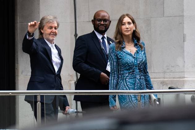 McCartney Departs After Meeting Princess of Wales at National Portrait Gallery - Tuesday 20 June - London Paul McCartney and wife Nancy Shevell depart The National Portrait Gallery, London, England, UK on Tuesday 20 June, 2023 after a visit by Catherine - Princess of wales, Credit:Justin Ng Avalon UK, England, London, National Portrait Gallery  Copyright: xJustinxNgx xAvalonx 0784396273