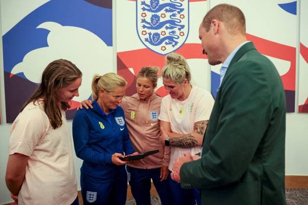 Britain s Prince William visits England Women s football team in Burton upon Trent Britain s Prince William, the Prince of Wales and President of The Football Association, gives an honorary CBE to England manager Sarina Wiegman as he visits England Women s team to wish them luck ahead of the 2023 FIFA Women s World Cup, at the national football centre at St. George s Park in Burton upon Trent, Britain June 20, 2023., Credit:PHIL NOBLE Avalon UNITED KINGDOM, BURTON UPON TRENT  Copyright: xPHILxNOBLEx xAvalonx 0784436421