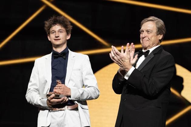 62nd Monte Carlo TV Festival - Award Ceremony - Monaco Timi-Joy Marbot and John Goodman attend the Golden Nymphs Award Ceremony during the 62nd Monte Carlo TV Festival on June 20, 2023 in Monte-Carlo, Monaco. Photo by David Niviere ABACAPRESS.COM MONTE-CARLO Monaco  Copyright: xNivierexDavid ABACAPRESS.COMx 857686_196 NivierexDavid ABACAPRESS.COMx 857686_196