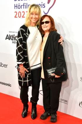 Brigitte Grothum with daughter Debora Weigert at the presentation of the 21 German Hearing Film Award 2023 at Deutsche Telekoms Berlin Representative Office, 20 06 2023 Foto:xN.xKubelkax xFuturexImage