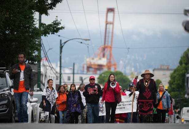 June 21, 2023, VANCOUVER, BC, CANADA: People participate in a friendship walk on National Indigenous Peoples Day, in Vancouver, B.C., Wednesday, June 21, 2023. VANCOUVER CANADA  - ZUMAc35_ 20230621_zaf_c35_086 Copyright: xDarrylxDyckx