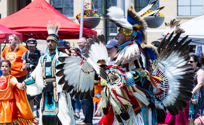 (230621) -- MISSISSAUGA (CANADA), June 21, 2023 -- Indigenous people in traditional costumes dance during an event marking National Indigenous Peoples Day in Mississauga, the Greater Toronto Area, Canada, on June 21, 2023. (Photo by Xinhua) CANADA-MISSISSAUGA-NATIONAL INDIGENOUS PEOPLES DAY ZouxZheng 