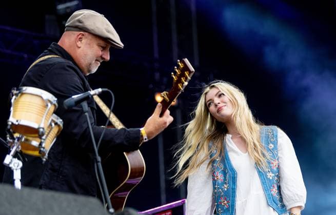 BROUWERSDAM - Paskal Jabkobsen and Hannah Mae on the first day of Concert at SEA. The festival is organized every year by the Zeeland band BLOF. ANP IRIS VAN DEN BROEK netherlands out - belgium out  Copyright: xx x472194207x originalFilename: 472194207.jpg