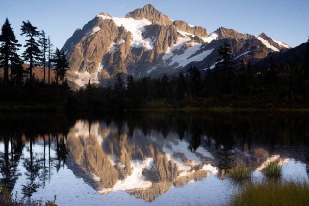 Creative Highlights World Mount Mt. Shuskan High Peak Picture Lake North Cascades mountain; mt; water; snow; mount; shuksan; washington; reflection; picture; lake; nature; sky; blue; summer; forest; green; pacific; cascade; peak; travel; scenic; tree; calm; national; landscape; evergreen; northwest; america; baker; alpine; peaceful; beautiful; park; tranquil; trees; vista; summit; glacier; sunset; picture lake; reflect; pond; outdoors; wilderness; mount shuksan reflected; reflected; cascade range; lunar; full moon; moon; ,model released, Symbolfoto Copyright: xZoonar.com ChristopherxBoswellx 6509360 ,model released, Symbolfoto ,property released