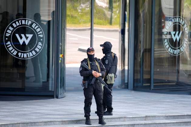 RUSSIA, ST PETERSBURG - JUNE 24, 2023: Police officers are seen outside the PMC Wagner Center. The Russian Federal Security Service (FSB) has opened a criminal case against PMC Wagner founder Yevgeny Prigozhin over calls for an armed mutiny amid the gravity of the situation and a threat of escalation of violence in Russia, according to the FSB public relations center. Valentin Yegorshin TASS  60036872
