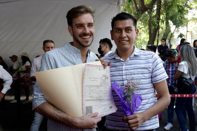 Equal weddings Celebration in Mexico City Dozens of couples participate in same-sex weddings at the Mexico City Civil Registry at its headquarters in Mexico City. on June 23, 2023 in Mexico City, Mexico. Photo by Luis Barron Eyepix Group ABACAPRESS.COM Mexico City Mexico City Mexico  Copyright: xBarronxLuis Eyepix ABACAx 858157_002 BarronxLuis Eyepix ABACAx 858157_002