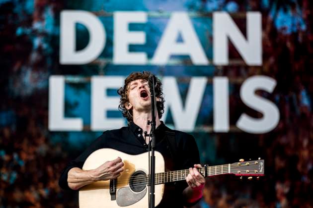 Dean Lewis live at Tinderbox 2023, Odense, Denmark Odense, Denmark. 24th, June 2023. The Australian singer and songwriter Dean Lewis performs a live concert during the Danish music festival Tinderbox 2023 in Odense. Odense Denmark  Copyright: xGonzalesxPhoto LassexLagonix