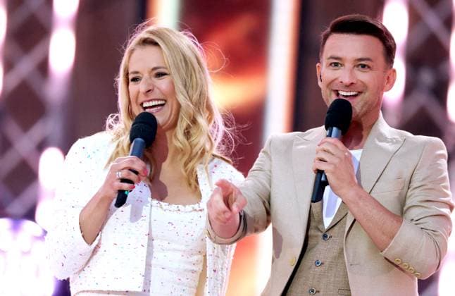ORF Wenn die Musi spielt singer Stefanie Hertel and presenter Marco Ventre during rehearsals for the music open air Wenn die Musi spielt on 23 06 2023 in Bad Kleinkirchheim 20230623SBK0178