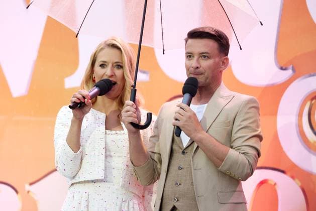 ORF Wenn die Musi spielt singer Stefanie Hertel and presenter Marco Ventre during rehearsals for the music open air Wenn die Musi spielt on 23 06 2023 in Bad Kleinkirchheim 20230623SBK0201