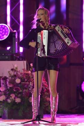 24 06 2023 Bad Kleinkirchheim St Oswald am Hoferriegel in Austria AUT Wenn die Musi spielt Open Air 2023 Melissa Naschenweng,