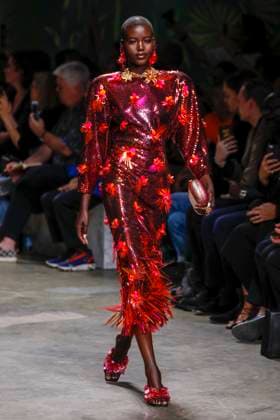 MFW - Adut Akech Walks For Versace Adut Akech walks the runway at the Versace Ready to Wear fashion show during the Milan Fashion Week Spring Summer 2020 on September 20, 2019 in Milan, Italy. Photo by Alain gil-GonsaleZ ABACAPRESS.COM Milan italy Italy  Copyright: xGil-GonzalezxAlain ABACAx 701042_001 Gil-GonzalezxAlain ABACAx 701042_001
