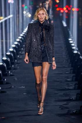 PFW - Anja Rubik Walks For Saint Laurent Anja Rubik walks the runway during the Saint Laurent Ready to Wear Spring Summer 2020 fashion show as part of Paris Fashion Week on September 24, 2019 in Paris, France. Photo by Alain Gil-Gonzalez ABACAPRESS.COM Paris France  Copyright: xGil-GonzalezxAlain ABACAx 701689_001 Gil-GonzalezxAlain ABACAx 701689_001
