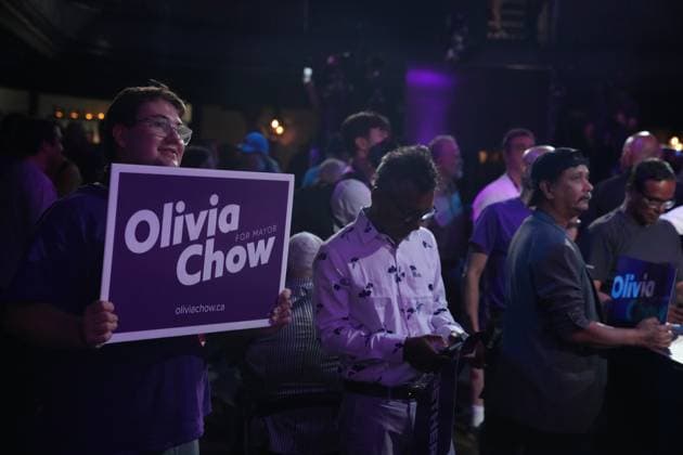 June 26, 2023, Toronto, ON, CANADA: Supporters cheer at Olivia Chow s election night event in Toronto on Monday, June 26, 2023. Toronto CANADA  - ZUMAc35_ 20230626_zaf_c35_104 Copyright: xChrisxYoungx