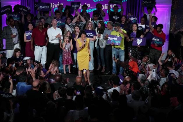 June 26, 2023, Toronto, ON, CANADA: Toronto s newly elected mayor Olivia Chow celebrates her win at an election night event in Toronto on Monday, June 26, 2023. Toronto CANADA  - ZUMAc35_ 20230626_zaf_c35_129 Copyright: xChrisxYoungx