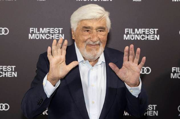 Mario Adorf ei der Verleihung des Cinemerit Awards auf dem 40. Filmfest München 2023 in der Astor Film Lounge im Arri Kino. München, 27.06.2023 *** Mario Adorf at the Cinemerit Award ceremony at the 40 Filmfest München 2023 in the Astor Film Lounge at the Arri Kino Munich, 27 06 2023 Foto:xD.xBedrosianx xFuturexImage