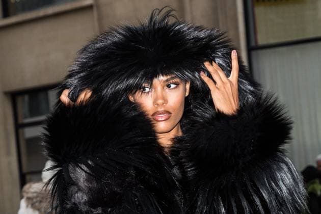 PFW - Alexandre Vauthier Arrivals Tina Kunakey attends the Alexandre Vauthier Haute Couture Spring-Summer 2022 show as part of Paris Fashion Week on January 25, 2022 in Paris, France. Photo by Nasser Berzane ABACAPRESS.COM Paris France  Copyright: xBerzanexNasser ABACAx 796034_003 BerzanexNasser ABACAx 796034_003