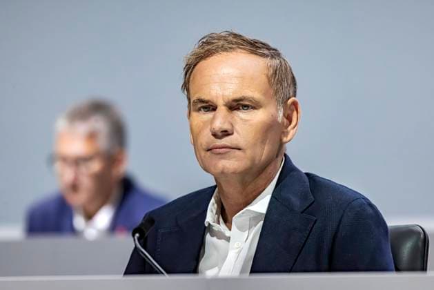 Oliver Blume, Vorstandsvorsitzender. Ordentliche Hauptversammlung 2023 der Porsche AG in der Porsche Arena Stuttgart. Erste Hauptversammlung nach dem Börsengang der Dr. Ing. h.c. F. Porsche AG im vergangenen September. 28.06.2023: Stuttgart, Baden-Württemberg, Deutschland, Europa *** Oliver Blume, Chairman of the Executive Board Annual General Meeting 2023 of Porsche AG in the Porsche Arena Stuttgart First Annual General Meeting after the IPO of Dr Ing h c F Porsche AG last September 28 06 2023 Stuttgart, Baden Württemberg, Germany, Europe