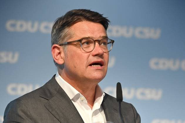Boris RHEIN (Ministerpraesident Hessen), Einzelbild,angeschnittenes Einzelmotiv,Portraet,Portrait,Porträt. Pressekonferenz. Vorstellung Zehn Punkte Plan,Agenda fuer Deutschland. Gemeinsame Sitzung der Praesidien von CDU und CSU am 30. Juni 2023 in der CSU Landesleitung in Muenchen. *** Boris RHEIN Ministerpraesident Hessen, single picture, cut single motive, Portraet, portrait, portrait press conference presentation ten points plan, agenda for Germany joint meeting of the Praesidien of CDU and CSU on 30 June 2023 in the CSU national management in Munich