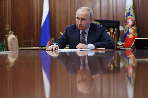 News Bilder des Tages Russia Putin 8470781 30.06.2023 Russian President Vladimir Putin is seen during a meeting with Russian Federal Space Agency (Roscosmos) CEO Yuri Borisov at the Kremlin in Moscow, Russia. Gavriil Grigorov Sputnik Moscow Russia  Copyright: xGavriilxGrigorovx