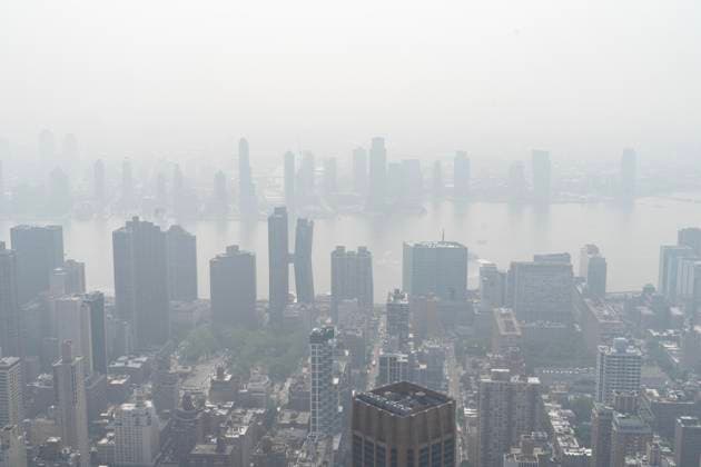 June 30, 2023, New York, New York, United States: View of the city skylines from top of the Empire State Building as unhealthy air quality blanketed New York City on June 30, 2023 because of Canadian wildfires. Government reported air quality index more than 170 around the city. New York United States - ZUMAr339 20230630_znp_r339_013 Copyright: xLevxRadinx