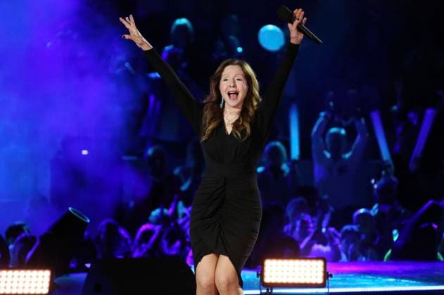 Vicky Leandros in the ARD ORF TV show Schlagerbooom Open Air The stadium show in Austria live from the stadium Kitzbühel, 01 07 2023 Foto:xB.xDummerx xFuturexImage