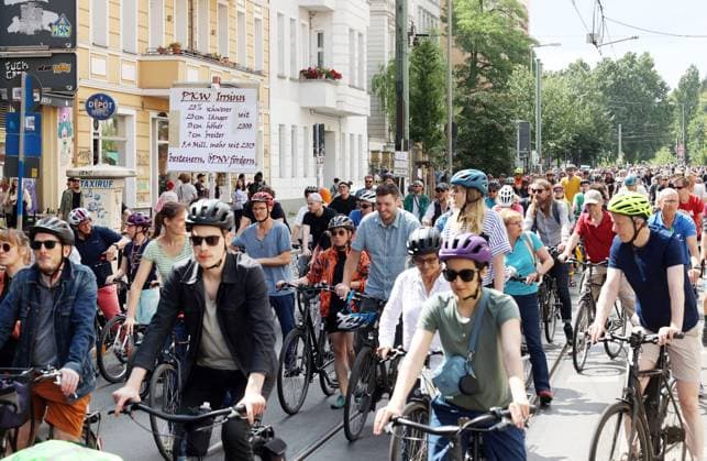 02 07 2023, Berlin Germany Under the hashtag nichtmituns there is a demo for cycling by Changing Cities, the start is at Eberswalder Straße