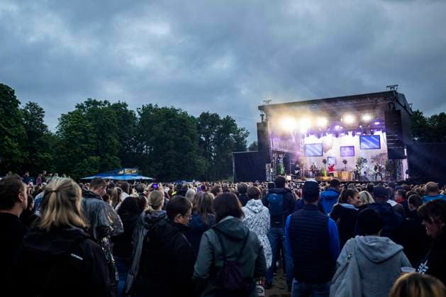 Revolverheld live at the Apoldaer music summer 2023 on the fairground of the Herressener Promenade Apolda, 30 06 2023 Foto:xM.xKremerx xFuturexImage