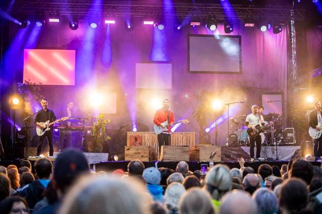 Revolverheld live at the Apoldaer music summer 2023 on the fairground of the Herressener Promenade Apolda, 30 06 2023 Foto:xM.xKremerx xFuturexImage