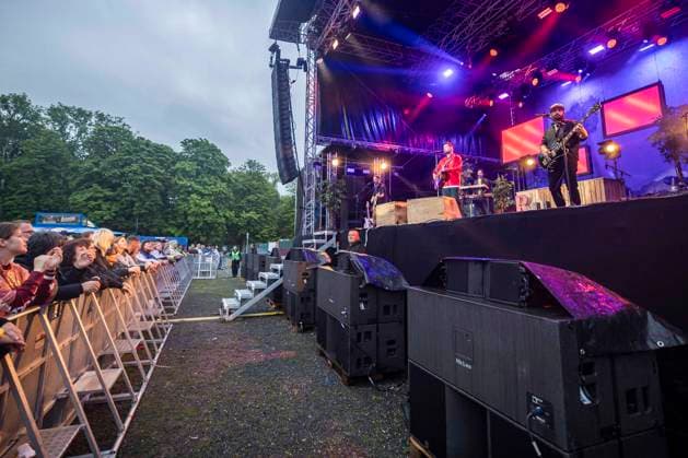 Revolverheld live at the Apoldaer music summer 2023 on the fairground of the Herressener Promenade Apolda, 30 06 2023 Foto:xM.xKremerx xFuturexImage