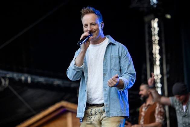 Christian Schild of Voxxclub live at the Apoldaer music summer 2023 on the fairground of the Herressener Promenade Apolda, 02 07 2023 Foto:xM.xKremerx xFuturexImage