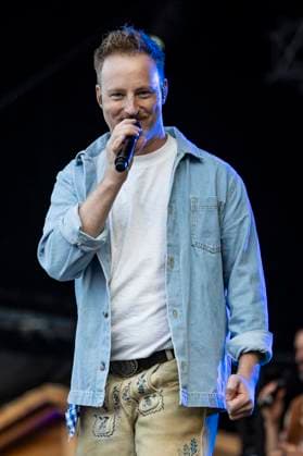 Christian Schild of Voxxclub live at the Apoldaer music summer 2023 on the fairground of the Herressener Promenade Apolda, 02 07 2023 Foto:xM.xKremerx xFuturexImage