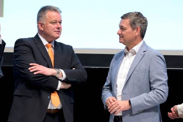 Landesparteitag der CDU von Rheinland-Pfalz am 24.06.2023 : Gordon SCHNIEDER , Fraktionsvorsitzender und Generalsekretaer , und Christian BALDAUF , Landesvorsitzender Party convention of CDU party of Rhineland-Palatinate on 24.06.2023 : Gordon SCHNIEDER , Fraction leader , and Christian BALDAUF , Chairman *** Party convention of CDU party of Rhineland Palatinate on 24 06 2023 Gordon SCHNIEDER , Fraction leader , and Christian BALDAUF , Chairman Party convention of CDU party of Rhineland Palatinate on 24 06 2023 Gordon SCHNIEDER , Fraction leader , and Christian BALDAUF , Chairman