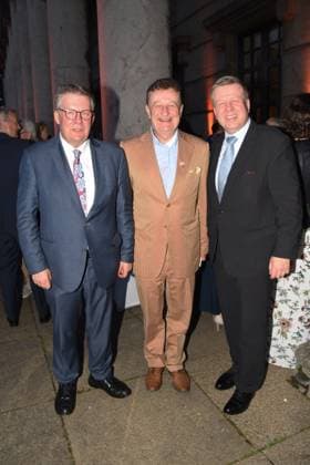 Volkmar Halbleib Mdl Prof Wolfgang M Heckl Director Deutsches Museum Robert Brannekaemper Mdl Muenchen 04 07 2023 Bavarian Summer of Culture in the House of Art Award Pro meritis scientiae et litterarum Muenchen