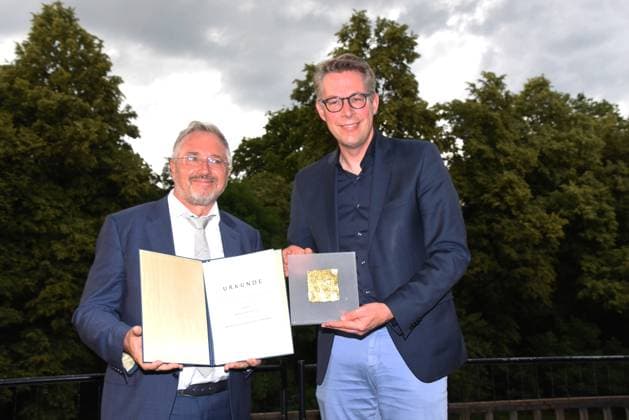 Manfred Rietzler Laureate Entrepreneur Founder Markus Blume Bavarian Science and Art Minister Munich 04 07 2023 Bavarian Cultural Summer in the House of Art Award Pro meritis scientiae et litterarum Munich