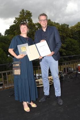 Barbara Yelin award winner comic artist Markus Blume Bavarian Minister of Science and Art Munich 04 07 2023 Bavarian Summer of Culture in the House of Art award ceremony Pro meritis scientiae et litterarum Munich