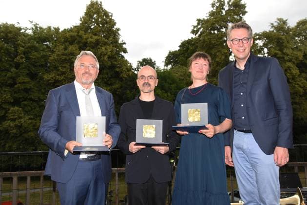 Manfred Rietzler Laureate Entrepreneur Founder Goyo Montero Laureate Ballet Director State Theater Nuremberg Barbara Yelin Laureate Comic Artist Markus Blume Bavarian Science and Art Minister Munich 04 07 2023 Bavarian Cultural Summer in the House of Art Award Pro meritis scientiae et litterarum Munich