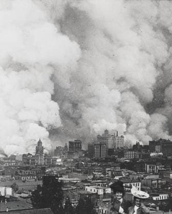 RECORD DATE NOT STATED San Francisco earthquake and fire of 1906, 1906 Apr. Creator: Arnold Genthe. Copyright:xHeritagexArt HeritagexImagesx IMAGO ,2955772 ! ACHTUNG: AUFNAHMEDATUM GESCHÄTZT!  Copyright:HeritagexArt HeritagexImagesx IMAGO