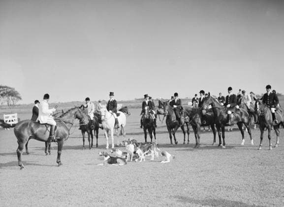 RECORD DATE NOT STATED East Hampton hunt, 1933 Sept. Creator: Arnold Genthe. Copyright:x HeritagexImagesx IMAGO ,2956471 ! ACHTUNG: AUFNAHMEDATUM GESCHÄTZT!  Copyright: HeritagexImagesx IMAGO