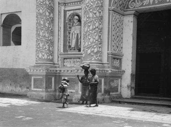 RECORD DATE NOT STATED Travel views of Cuba and Guatemala, between 1899 and 1926. Creator: Arnold Genthe. Copyright:x HeritagexImagesx IMAGO ,2957240 ! ACHTUNG: AUFNAHMEDATUM GESCHÄTZT!  Copyright: HeritagexImagesx IMAGO